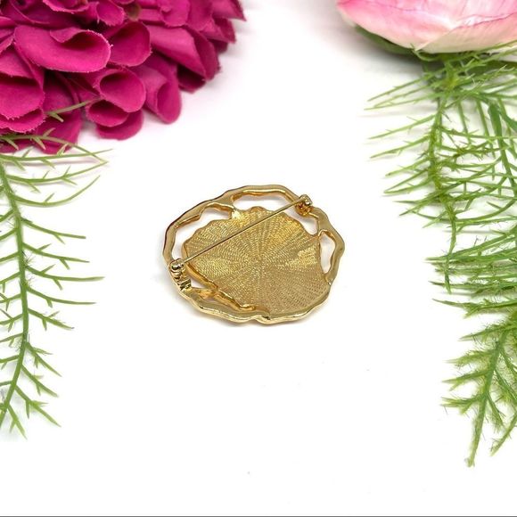 VINTAGE⚜️PETUNIA Flower Pink Enameled Brooch - Picture 6 of 8